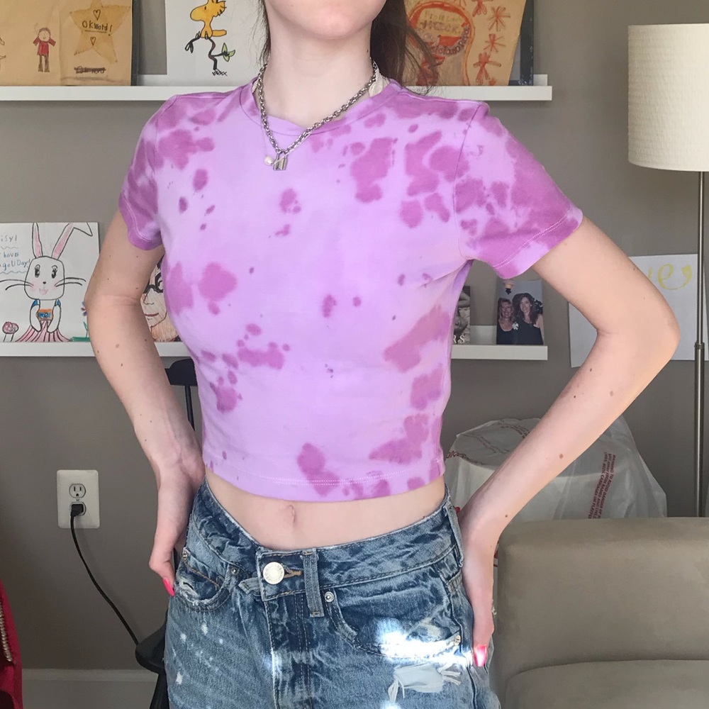 SUGAR TIED PASTEL PURPLE TIE DYE CROPPED TEE
